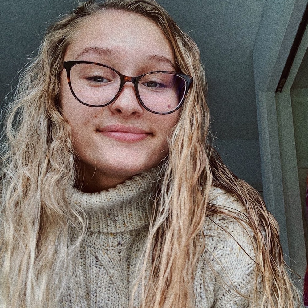 Meet your Posher, Hailey